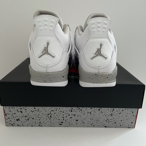 Air Jordan 4 Retro GS White Oreo/ Tech White - Picture 5 of 10